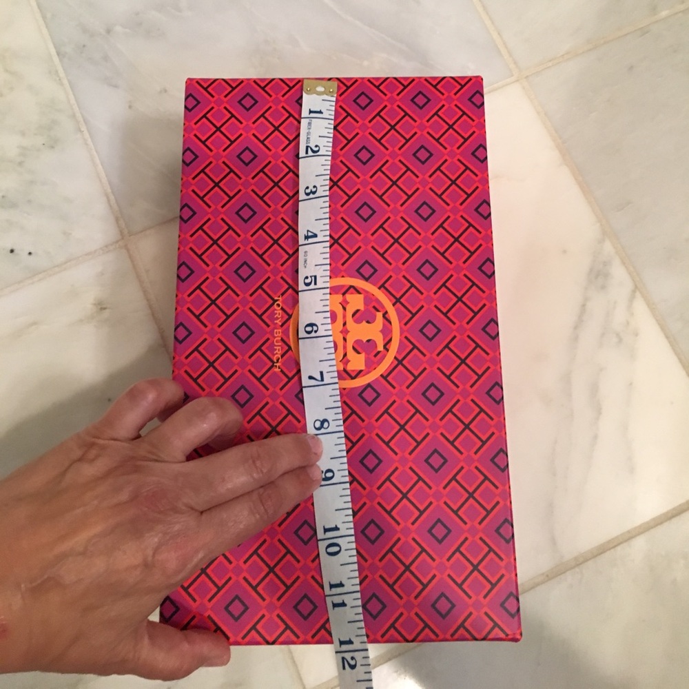 Tory Burch Box - Picture 2 of 5